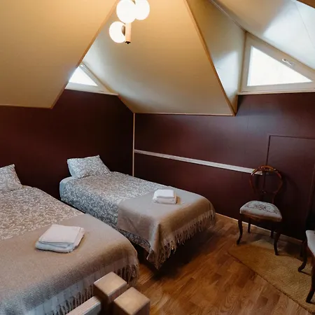 Ritu Atputas Namini Tatil Evi *